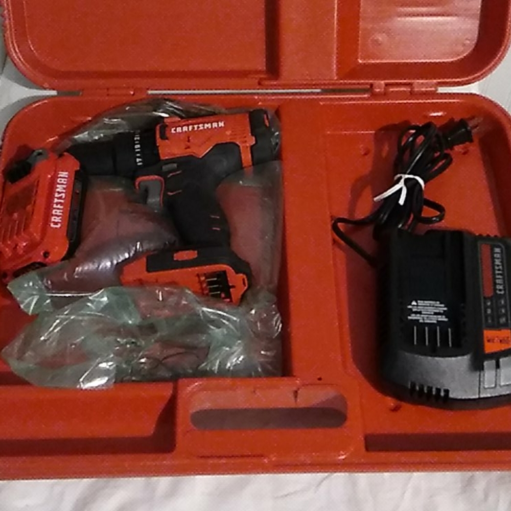 NWOT Craftsman Drill/Charger Set - Picture 1 of 13